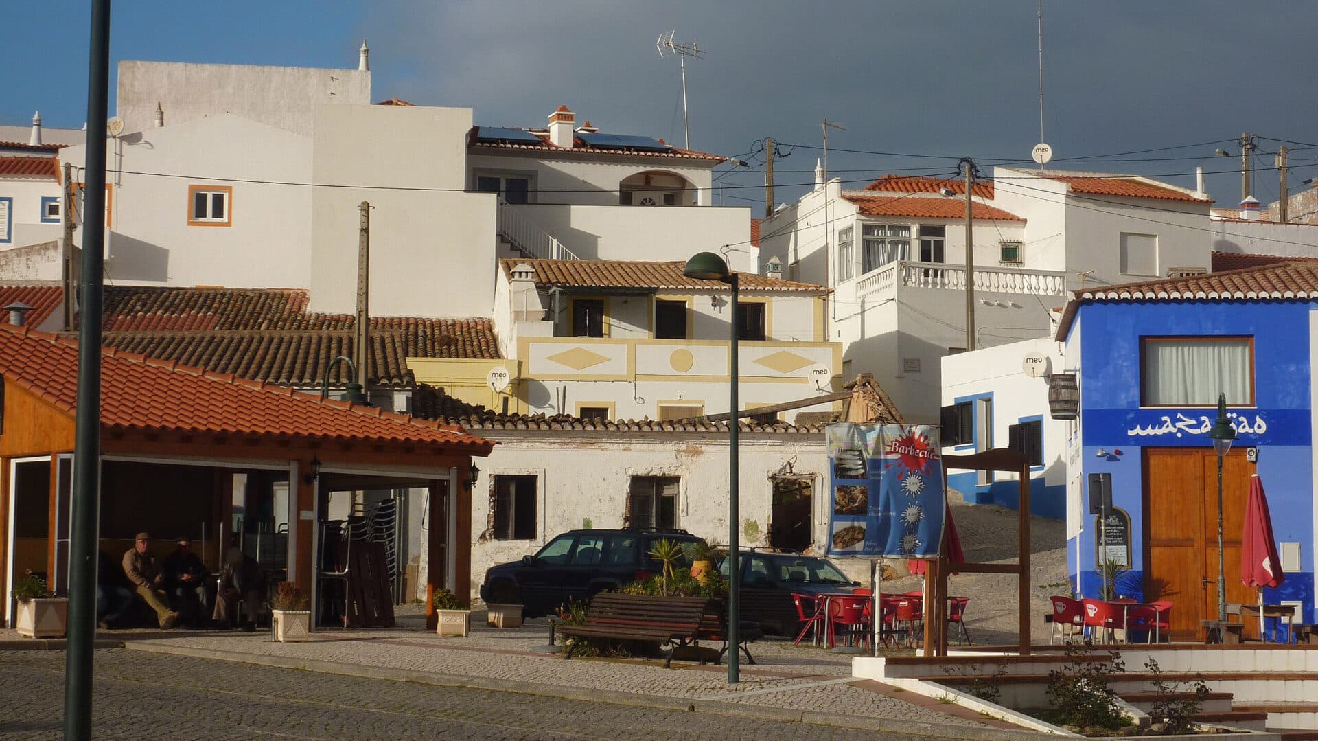 04 24 Carrapateira 38 Village Centre